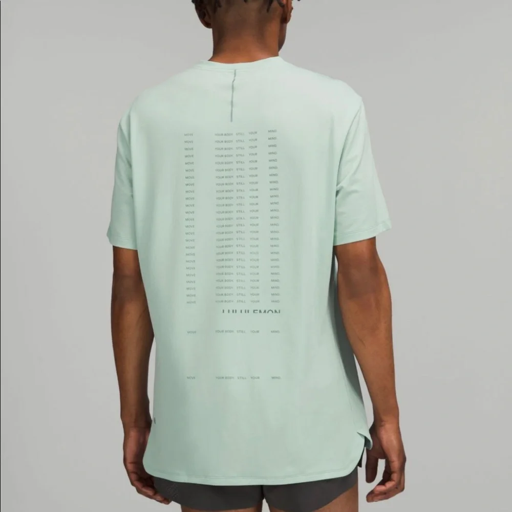 Lululemon Men’s “Square Neck” Running T-Shirt (L)_2